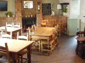 The Half Moon Inn Goole Exterior photo